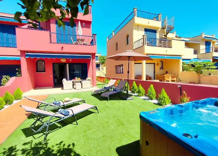 Lemon Terraced House